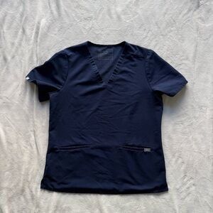 Figs Navy Casma Three-Pocket Scrub Top